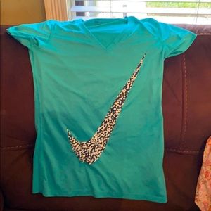 Nike t-shirt